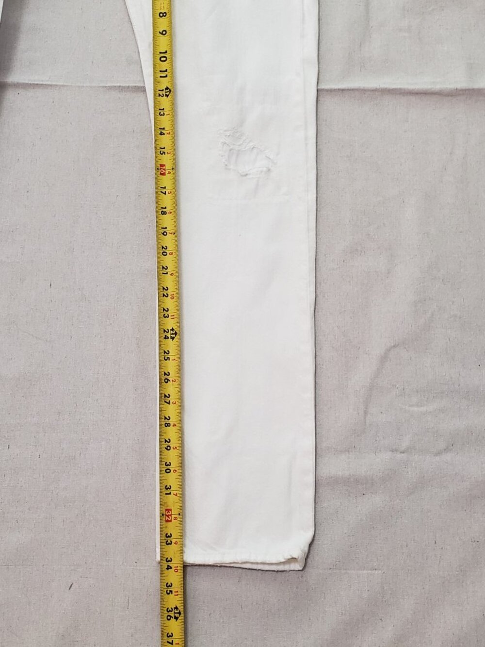 Polo Ralph Lauren Jeans Mens 32x34 White Sullivan Slim Distressed Ripped Denim - Picture 6 of 13